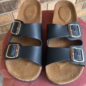 H2K Black Sandal